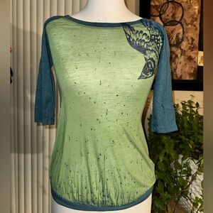 Late 2000s Free People green & blue raglan graphic top